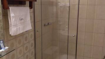 Superior Double Room, 1 Queen Bed | Bathroom | Shower, free toiletries, hair dryer, towels