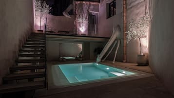 独特套房, 泳池景观 | 客房景观