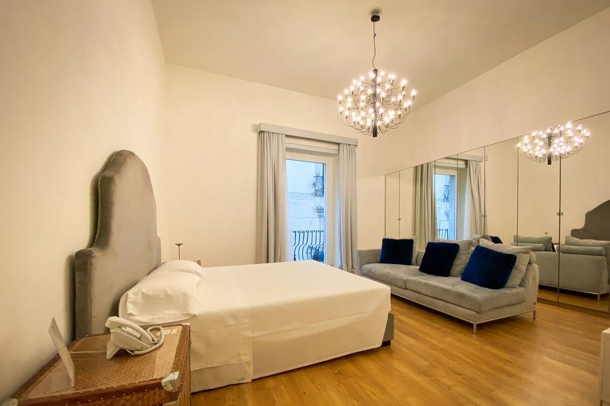 1 間睡房、意大利 Frette 床單、高級寢具、羽絨被