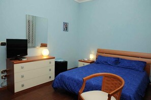 Minibar, in-room safe, individually decorated, individually furnished