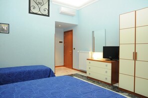 Een minibar, een kluis op de kamer, individueel gedecoreerd