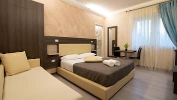 Zimmersafe, individuell dekoriert, individuell eingerichtet