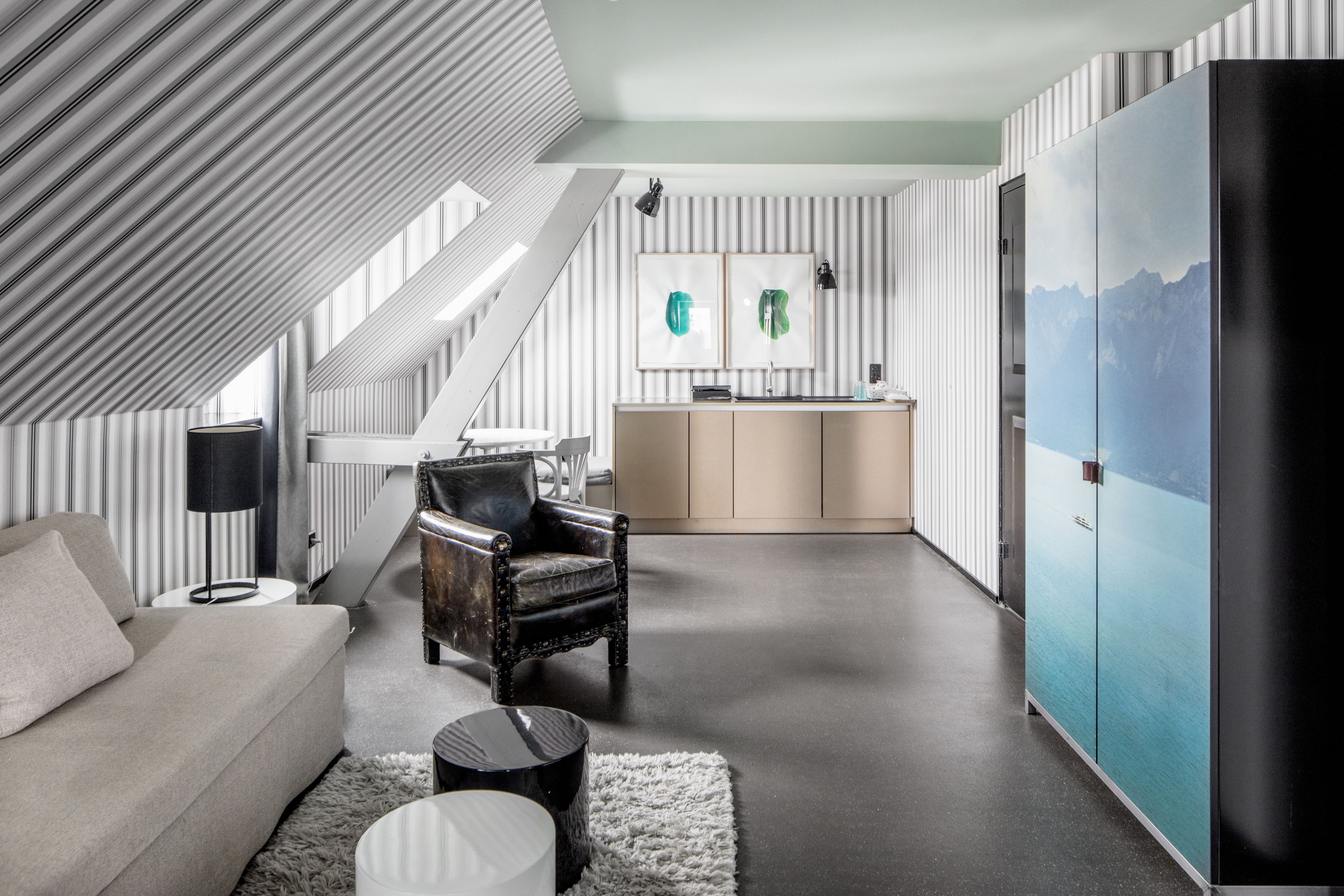 attic junior suite | private kitchenette | electric kettle