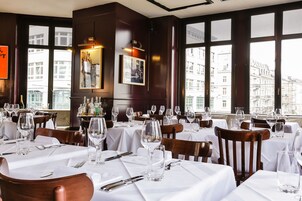 Breakfast, lunch, dinner served; local cuisine, garden views