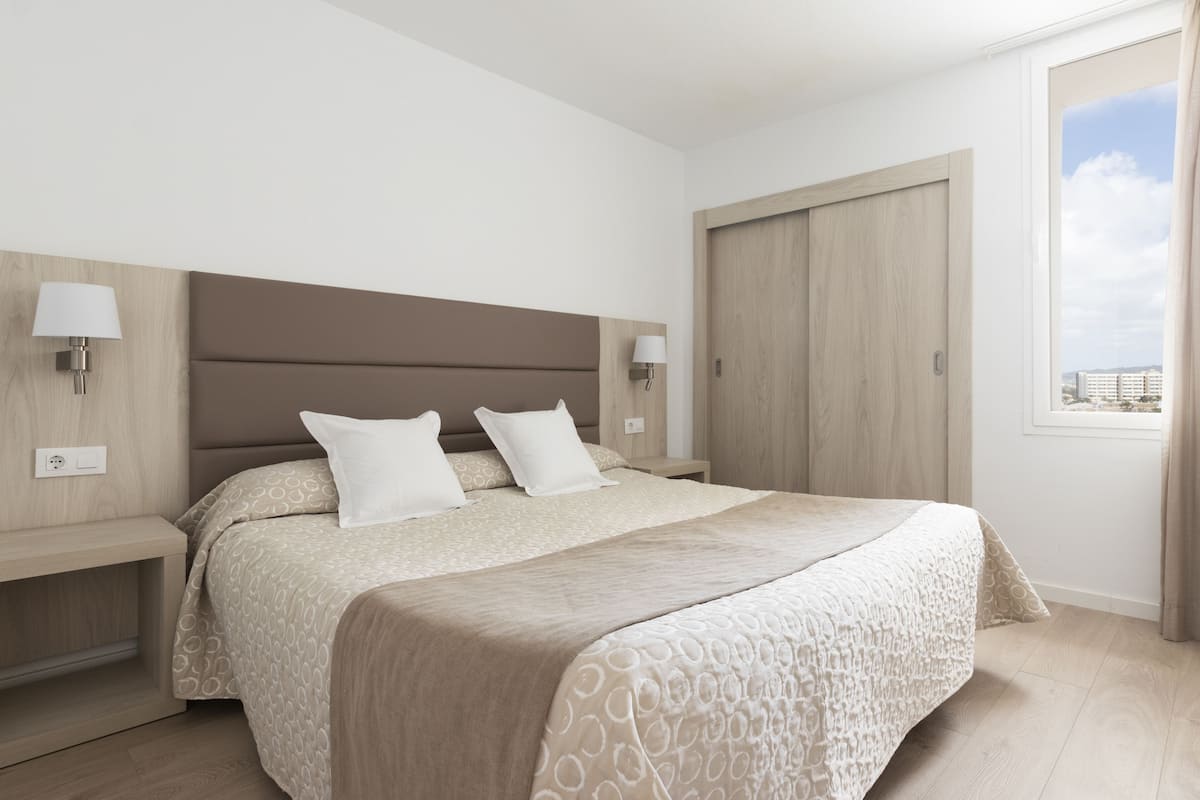 Coffres-forts dans les chambres, Wi-Fi