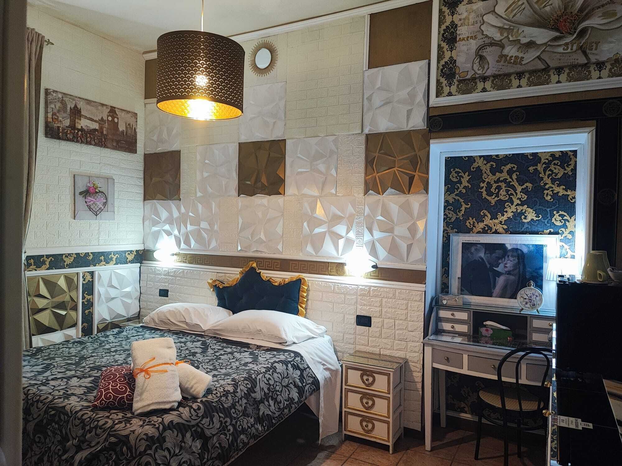 Habitación doble | Minibar, caja fuerte, escritorio y wifi gratis