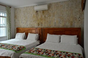 Habitación con dos camas standard