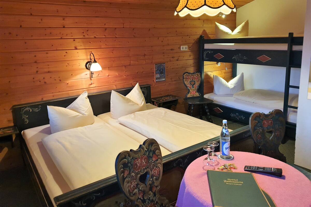 Dreibettzimmer, Nichtraucher