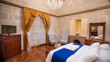 Suite | Hochwertige Bettwaren, Daunenbettdecken, Select-Comfort-Betten, Minibar