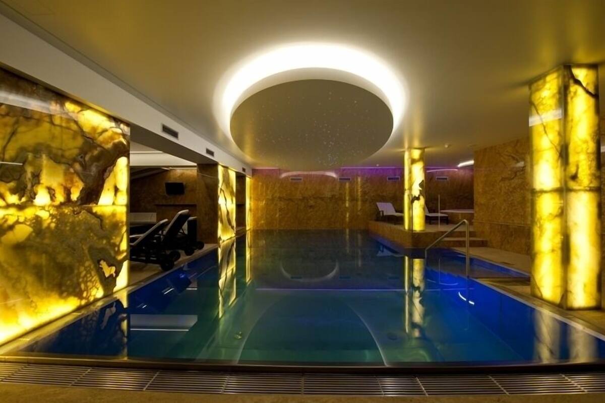 indoor pool