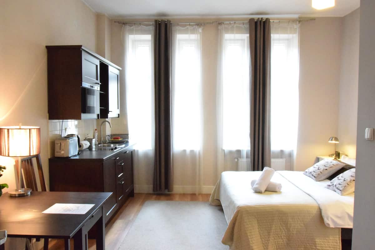 Deluxe tweepersoonskamer | Luxe beddengoed, individueel gedecoreerd, individueel gemeubileerd