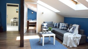 Standard Apartment, 2 Bedrooms (for 4) | Living room