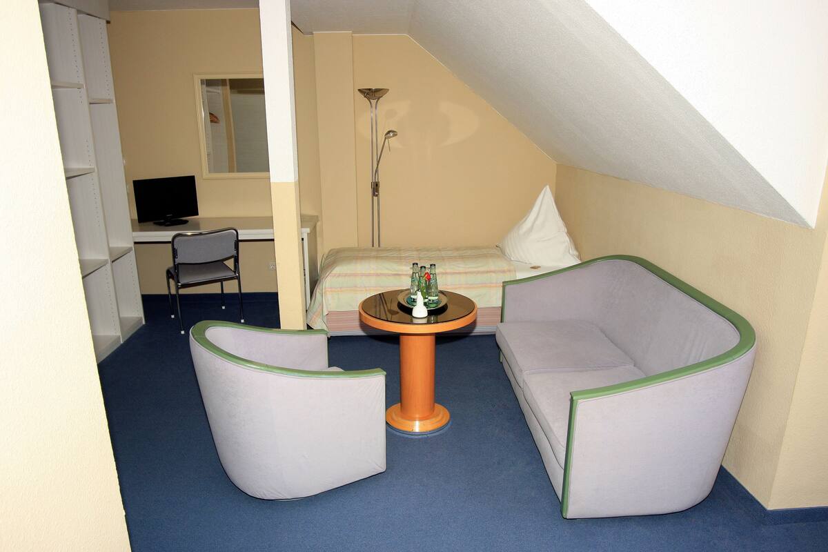 double room | premium bedding, select comfort beds, individually furnished, desk