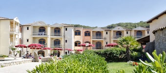 Club Esse Posada Beach Resort