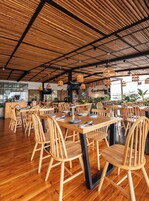 Breakfast, lunch, dinner served; alfresco dining