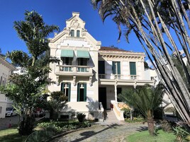 Entrada de la propiedad