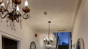 Unclassified image, 2 of 39, button - Colebrook Guest House (Farnborough)