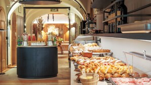 Frokostbuffé er inkludert hver dag