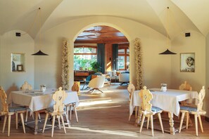 Breakfast and dinner served - Franceschi Park Hotel (Cortina d'Ampezzo)