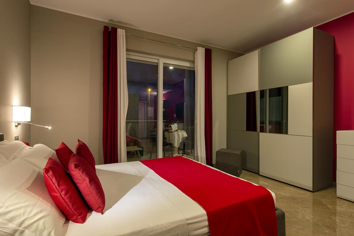 Draps italiens Frette, literie de qualité supérieure, minibar