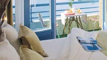 Desk, soundproofing, iron/ironing board, cots/infant beds