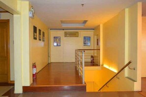 Interior - Gran Prix Quezon City (Quezon City)