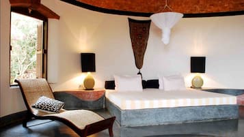 Luxury Boutique Room | Premium bedding, memory-foam beds, minibar, in-room safe