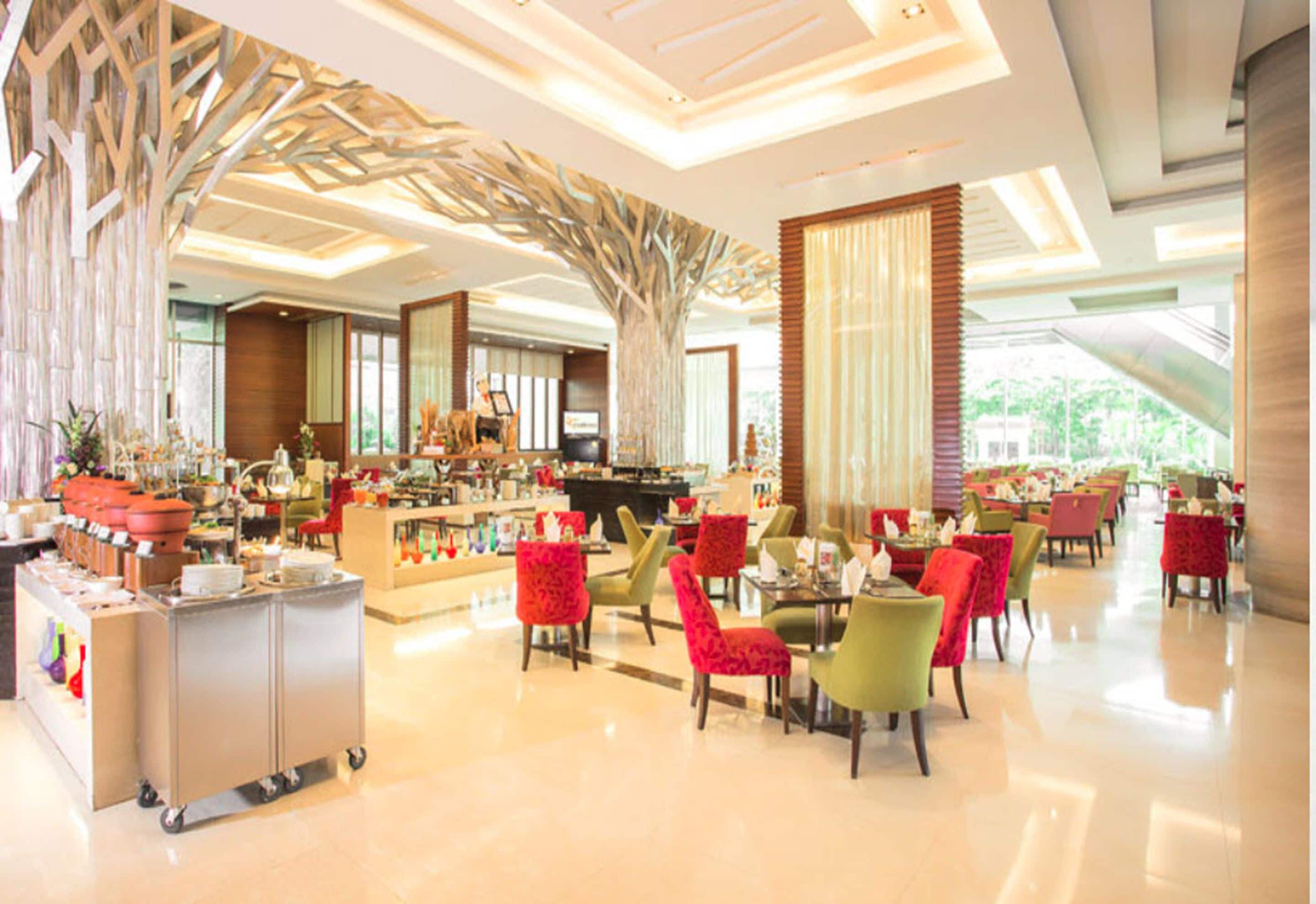 daily english breakfast (thb 530 per person)