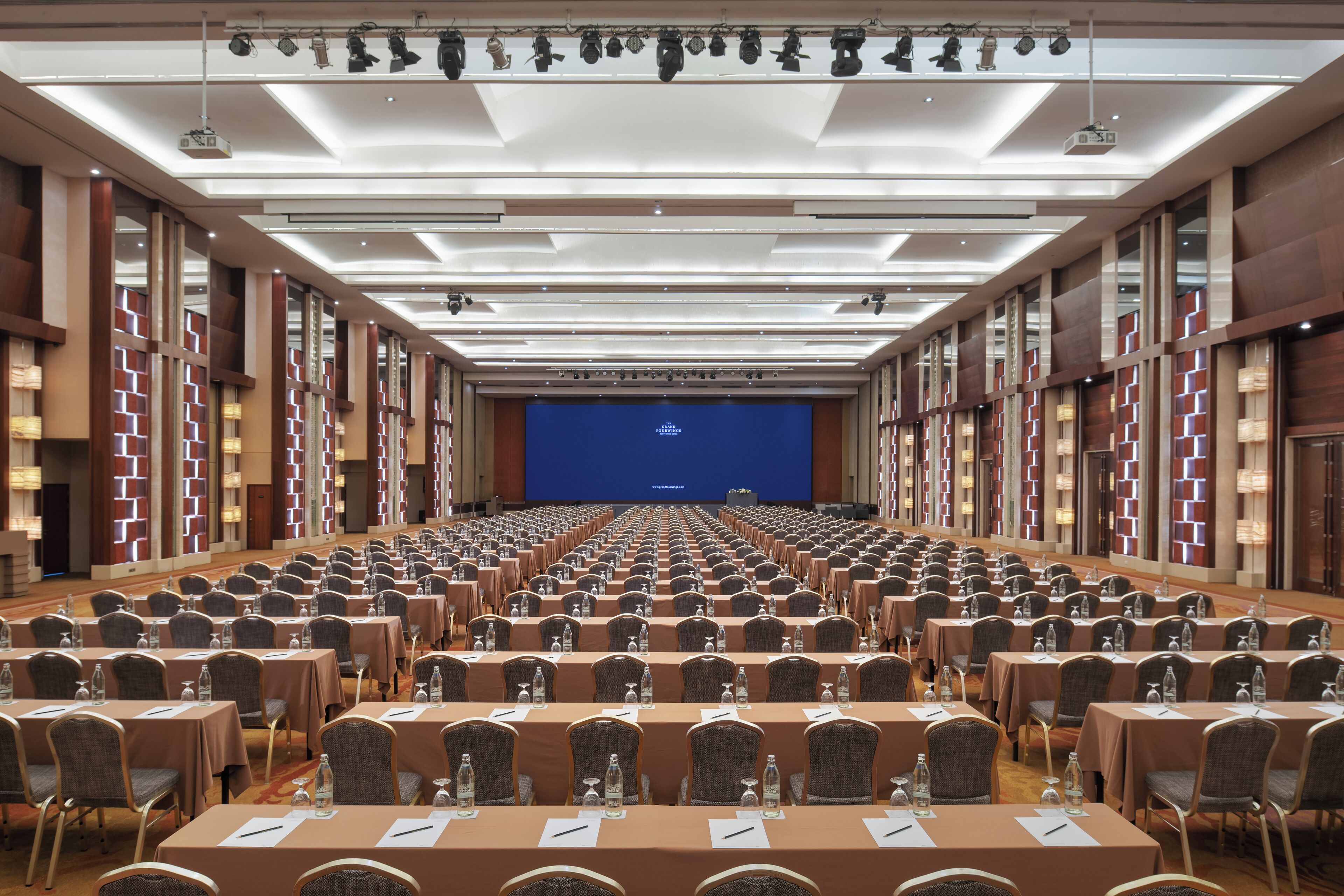 Foto - The Grand Fourwings Convention Hotel