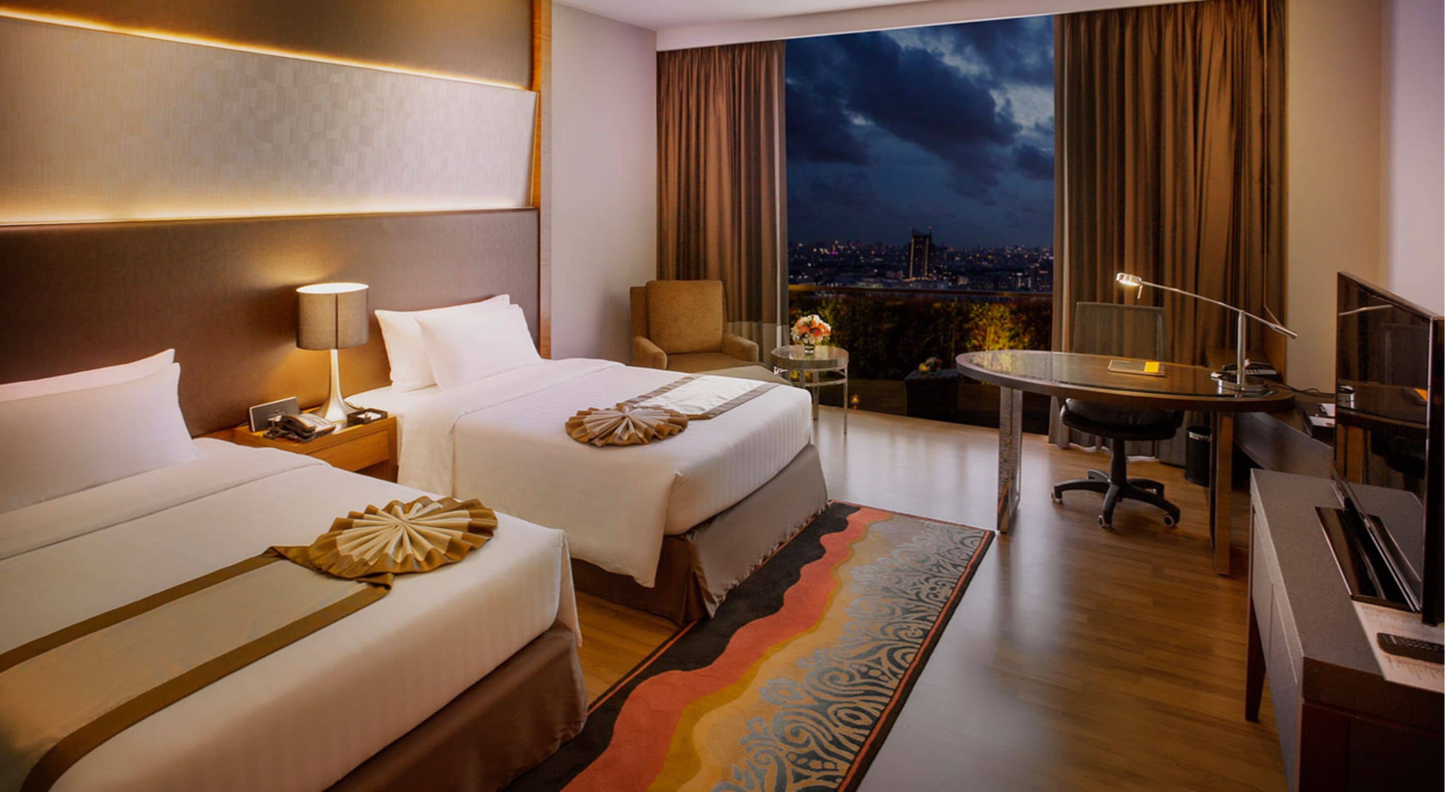 deluxe room | city view