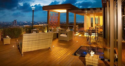 The Grand Fourwings Convention Hotel