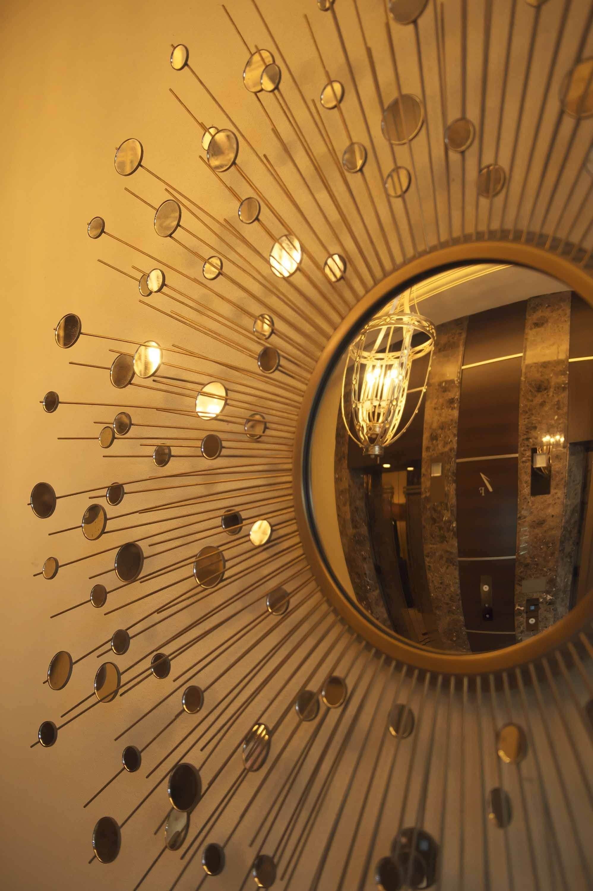 تفاصيل الفندق من الداخل