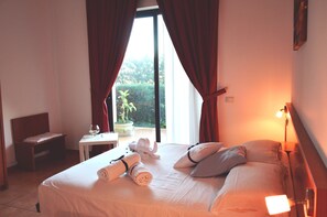 Condo, 2 Bedrooms