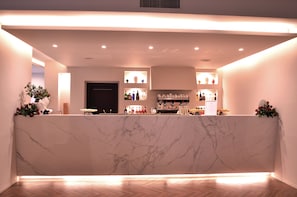 酒吧（店内）