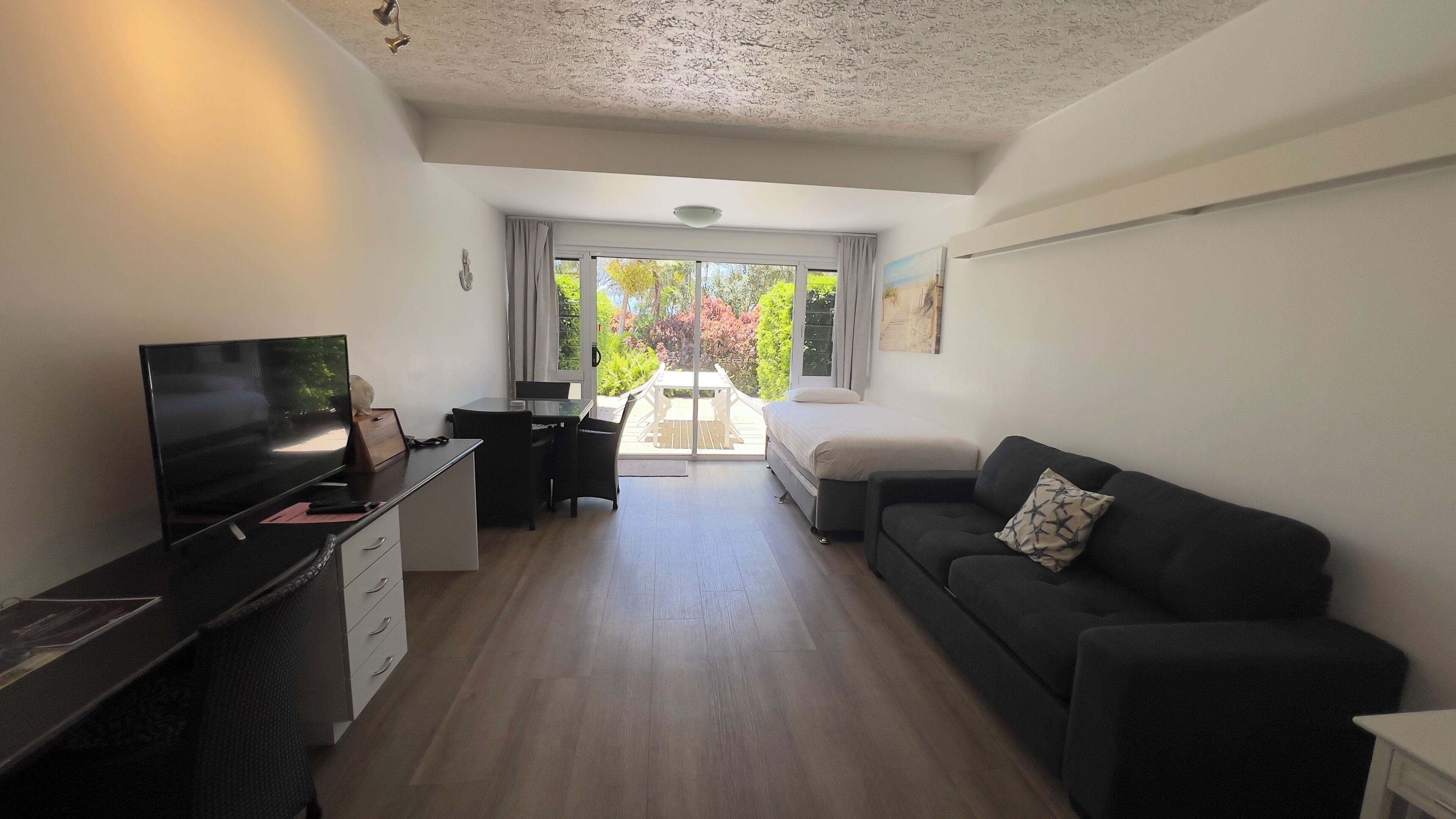 Studio – premier | Minibar, safe på rommet, individuelt dekorert og individuelt innredet