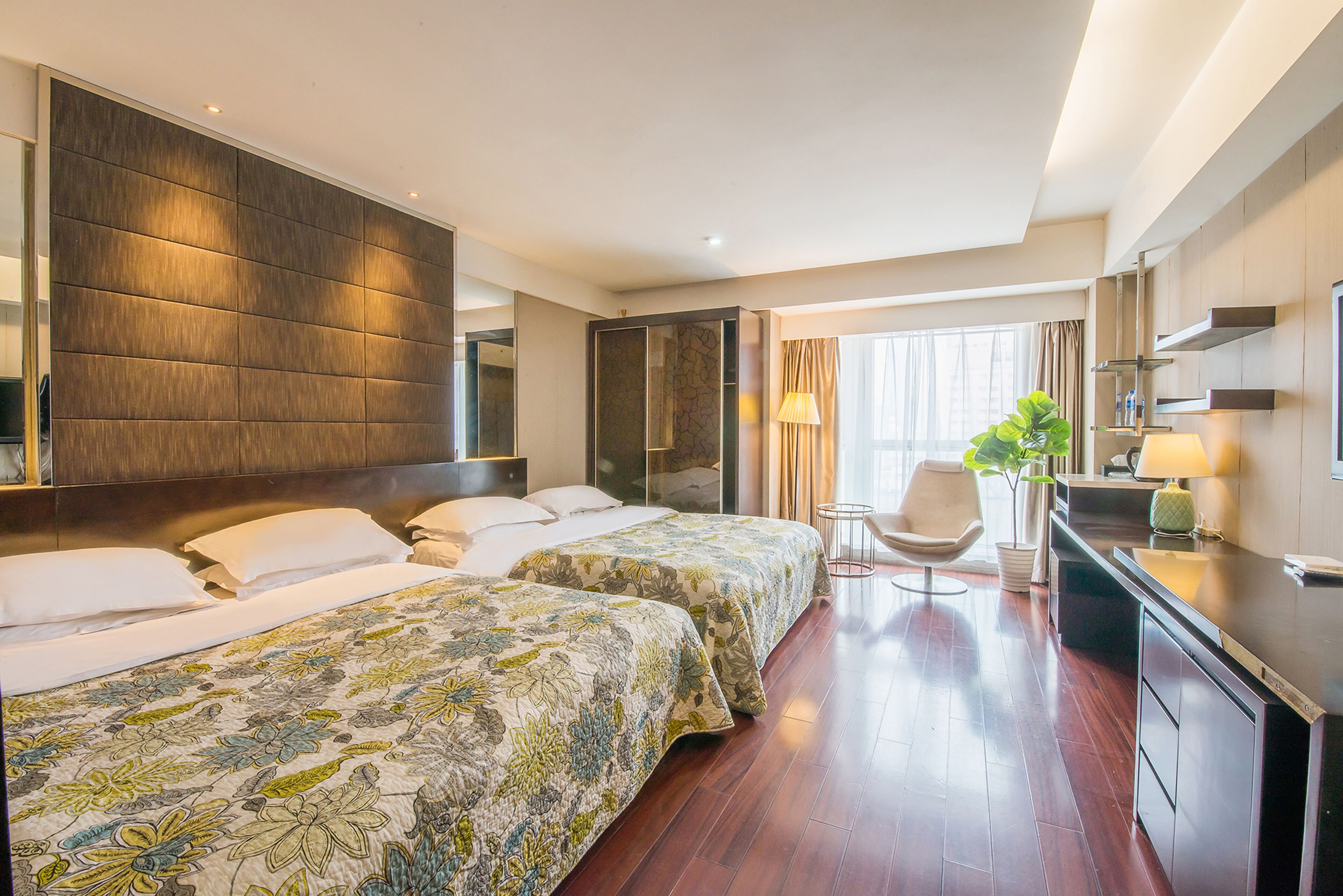 Apartamento Business, varias camas, cocina (Twin) | Mobiliario individual, escritorio, espacio para trabajar con un portátil