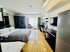 Memory-foam beds, individually decorated, individually furnished, desk - Nanjing Kaibin Apartment Zhujianglu Muma (Nanjing)