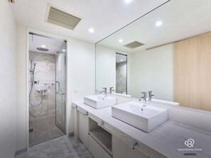 Ropa de cama de alta calidad, cubrecamas y escritorio 