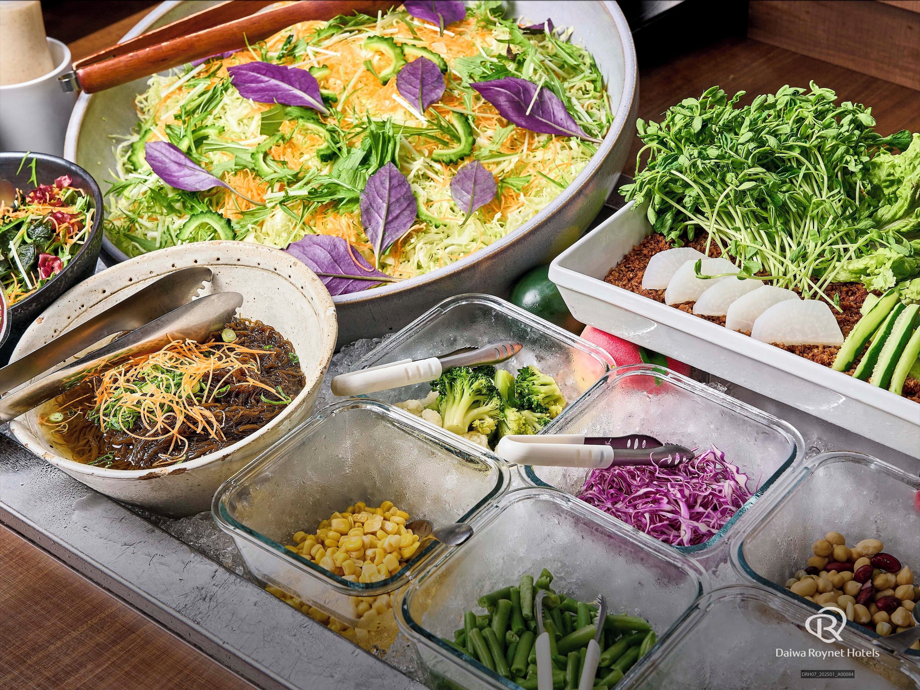 breakfast and lunch served