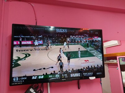 Best Time Inn Hotel - Car Rental