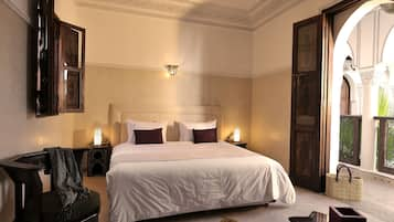 Superior Room | Egyptian cotton sheets, premium bedding, in-room safe