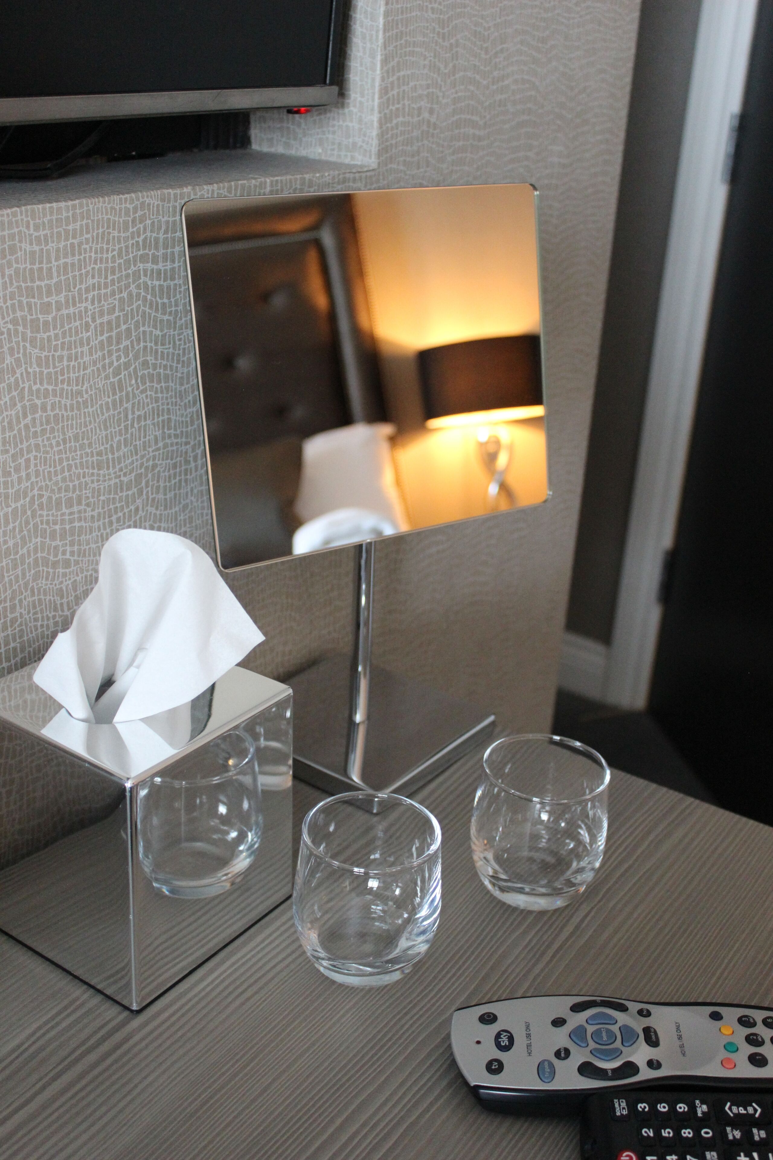 combined shower/bathtub, free toiletries, hair dryer, towels