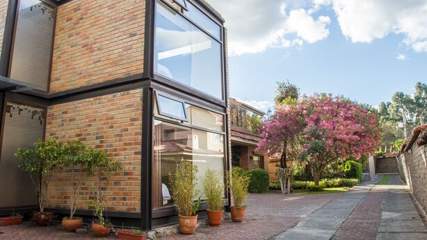 Front of property - Hostal Casa Lloret (Cuenca)