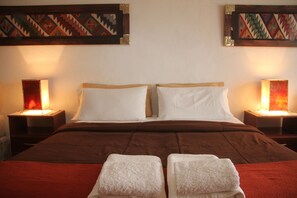 Double Room | In-room safe, free cribs/infant beds, free WiFi - Posada de las Nubes (Salta)