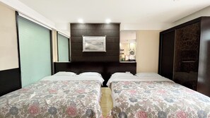 Business Twin Apartment | Desk, laptop workspace, blackout curtains, soundproofing - Kaibin Apartment Nanjing University branch (Nanjing)