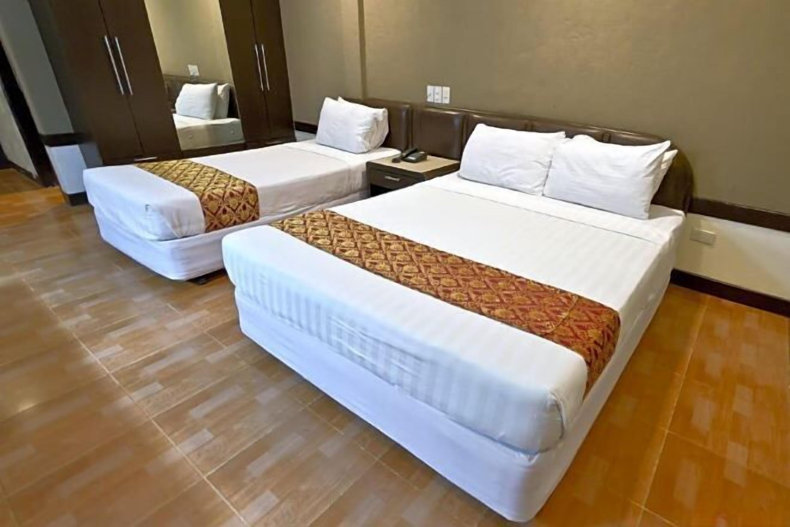 HOLIDAY SPA HOTEL PROMO A : ROOM+TRANSFER  INSURANCE + FREEBIES**  cebu Packages