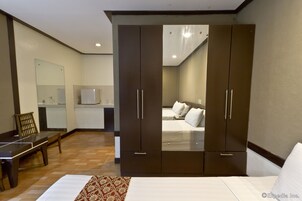 Habitación Premier | Escritorio, cunas (de pago), camas supletorias y wifi gratis