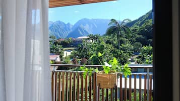 Vue depuis lâhĂ©bergement