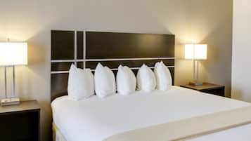 Pillowtop beds, desk, iron/ironing board, free WiFi
