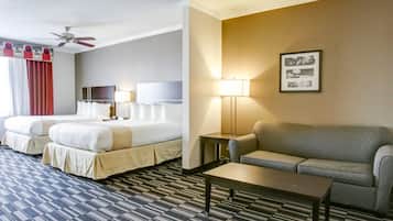 Colchones con pillow-top, escritorio y tabla de planchar con plancha